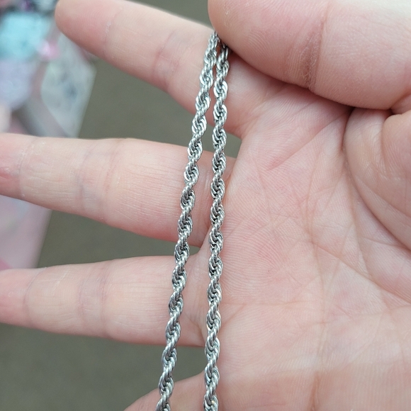 Brand New Snoopy Silver Stainless Steel Rhinestone Necklace - Picture 6 of 9